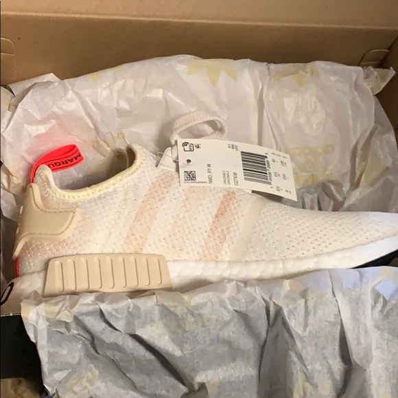 New sz 8 8.5 peachy Boost NMD label sz 8 - Picture 3 of 6